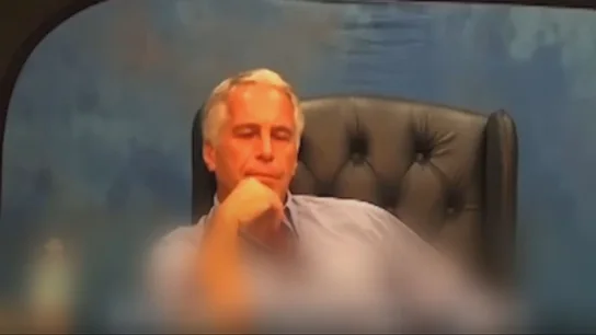 Imagen del pederasta Jeffrey Epstein durante un interrogatorio Imagen del pederasta Jeffrey Epstein durante un interrogatorio