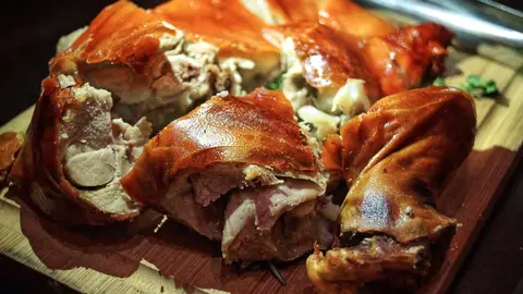 Cochinillo Cochinillo