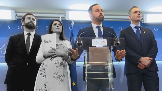 Iv&aacute;n Espinosa de los Monteros, Macarena Olona, Santiago Abascal y Javier Ortega Smith.