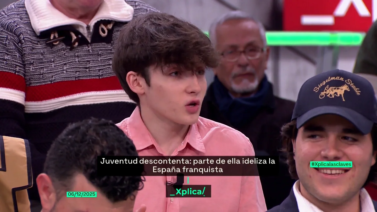 Un estudiante miembro de Nuevas Generaciones del PP: "¿Por qué Franco nos parece mal? El comunismo también es dictatorial" Un estudiante miembro de Nuevas Generaciones del PP: "¿Por qué Franco nos parece mal? El comunismo también es dictatorial"