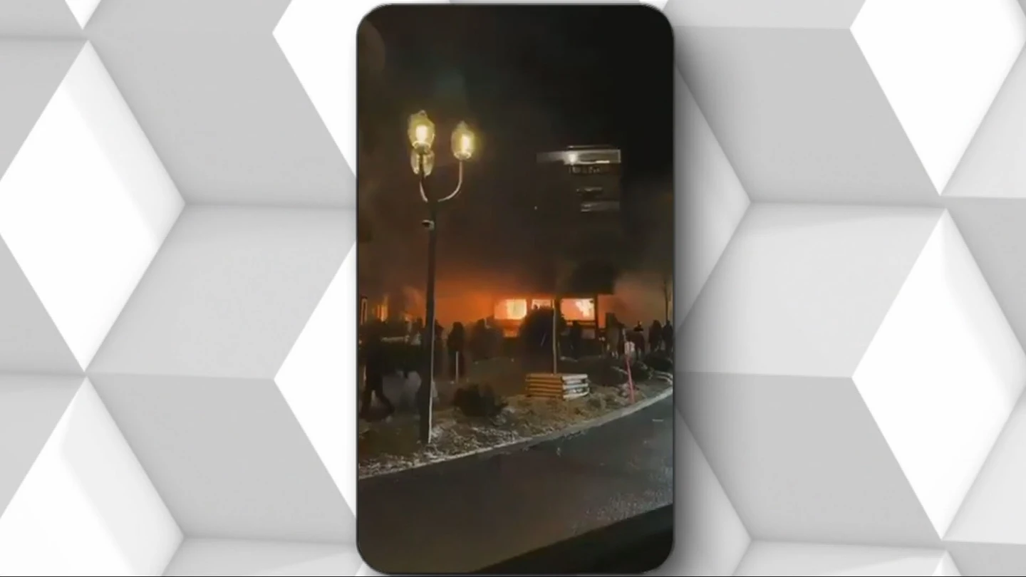 Al menos 40 muertos y 115 heridos graves en un incendio en un bar de la estación suiza de esquí de Crans Montana Al menos 40 muertos y 115 heridos graves en un incendio en un bar de la estación suiza de esquí de Crans Montana