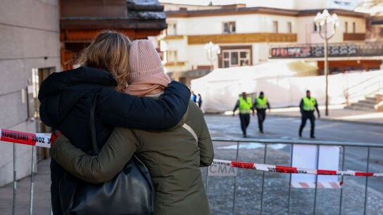 Al menos 40 muertos y 115 heridos graves en un incendio en un bar de la estaci&oacute;n suiza de esqu&iacute; de Crans Montana.