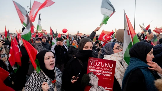 Más de medio millón de personas se manifiestan en Estambul (Turquía) para exigir justicia en Gaza Más de medio millón de personas se manifiestan en Estambul (Turquía) para exigir justicia en Gaza