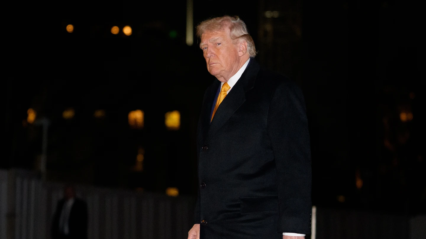 El presidente estadounidense Donald Trump regresa a la Casa Blanca El presidente estadounidense Donald Trump regresa a la Casa Blanca