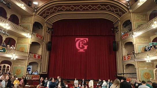 El patio de butacas del Gran Teatro Falla antes de la tercera semifinal del COAC 2025 El patio de butacas del Gran Teatro Falla antes de la tercera semifinal del COAC 2025