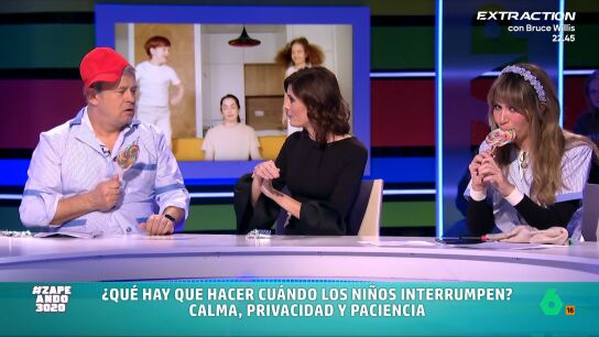 La experta en protocolo comparte varios consejos para padres sobre c&oacute;mo pueden actuar cuando sus peque&ntilde;os, por ejemplo, les piden usar pantallas en una reuni&oacute;n familiar, cuando les interrumpen o cuando no les hacen caso. 