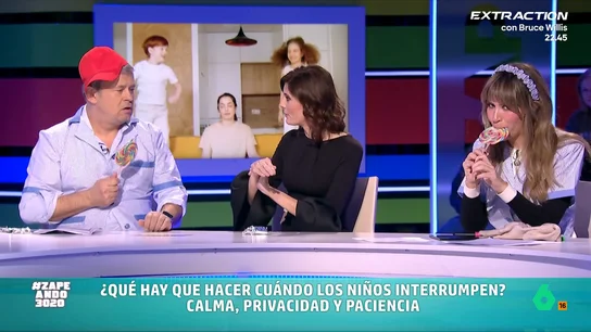 ¿Qué podemos hacer si un niño nos interrumpe? María José Gómez y Verdú explica cómo evitarlo La experta en protocolo comparte varios consejos para padres sobre cómo pueden actuar cuando sus pequeños, por ejemplo, les piden usar pantallas en una reunión familiar, cuando les interrumpen o cuando no les hacen caso.