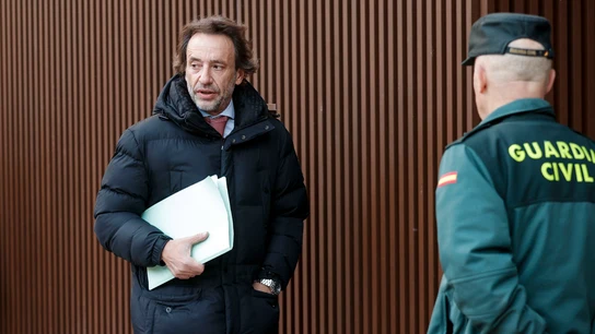 José Manuel Cuenca, a su llegada al careo con Salomé Pradas en el juzgado de Catarroja (Valencia) José Manuel Cuenca, a su llegada al careo con Salomé Pradas en el juzgado de Catarroja (Valencia)