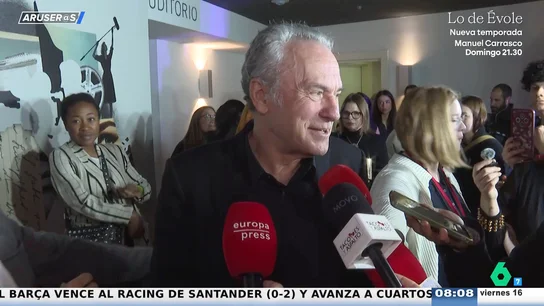 La respuesta de José Coronado sobre si se ha vuelto más familiar: "Depende de cómo se comporten los familiares" La respuesta de José Coronado sobre si se ha vuelto más familiar: "Depende de cómo se comporten los familiares"