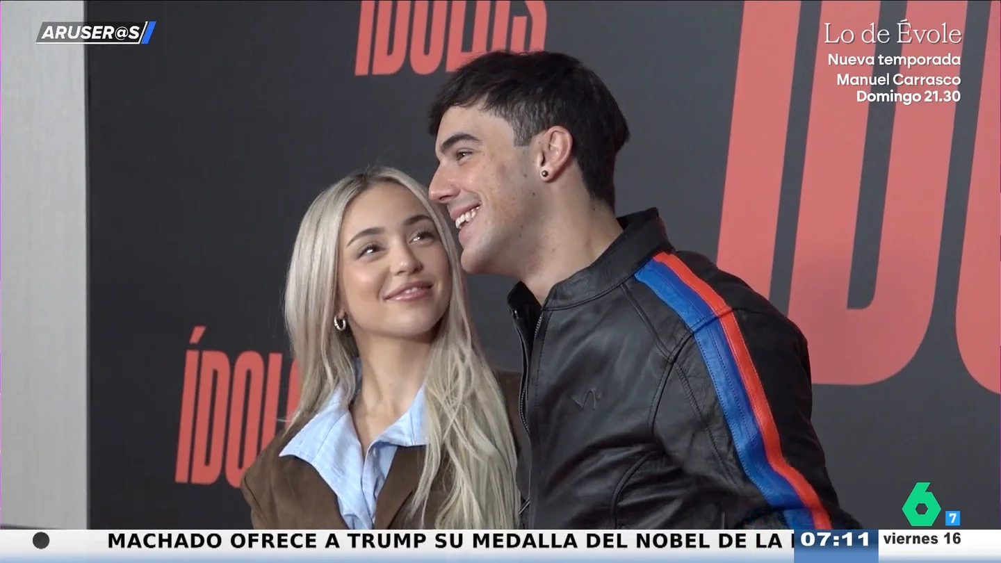 Ana Mena y Óscar Casas estrenan 'Ídolos', la película de la que se enamoraron: "Ha sido apasionante" Ana Mena y Óscar Casas estrenan 'Ídolos', la película de la que se enamoraron: "Ha sido apasionante"