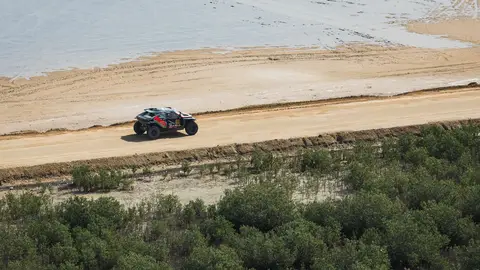 Nasser Al-Attiyah durante el Dakar 2026 Nasser Al-Attiyah durante el Dakar 2026