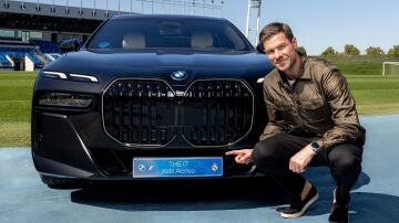 Puedes comprar el BMW i7 que Xabi Alonso ha conducido en el Real Madrid (s&iacute;, de verdad)