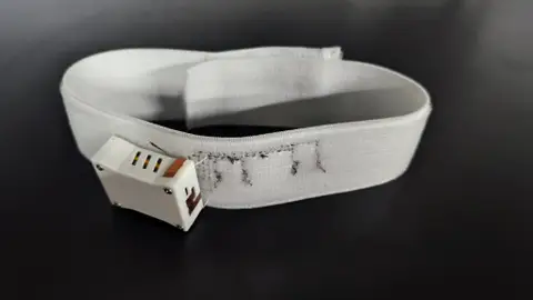 Revoice, el collar inteligente que puede devolver el habla Revoice, el collar inteligente que puede devolver el habla