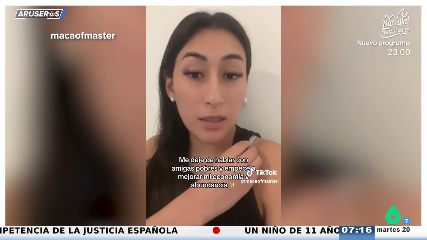 Decide cortar la relación con sus amigas pobres después de hacerse rica: "La abeja no explica a la mosca que la miel es mejor que la mierda" Decide cortar la relación con sus amigas pobres después de hacerse rica: "La abeja no explica a la mosca que la miel es mejor que la mierda"