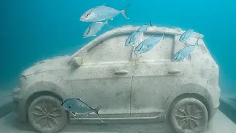 coche bajo el agua coche bajo el agua