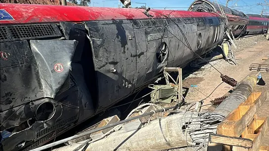 Vista del tren Iryo que descarriló ayer e impactó contra un Alvia Vista del tren Iryo que descarriló ayer e impactó contra un Alvia