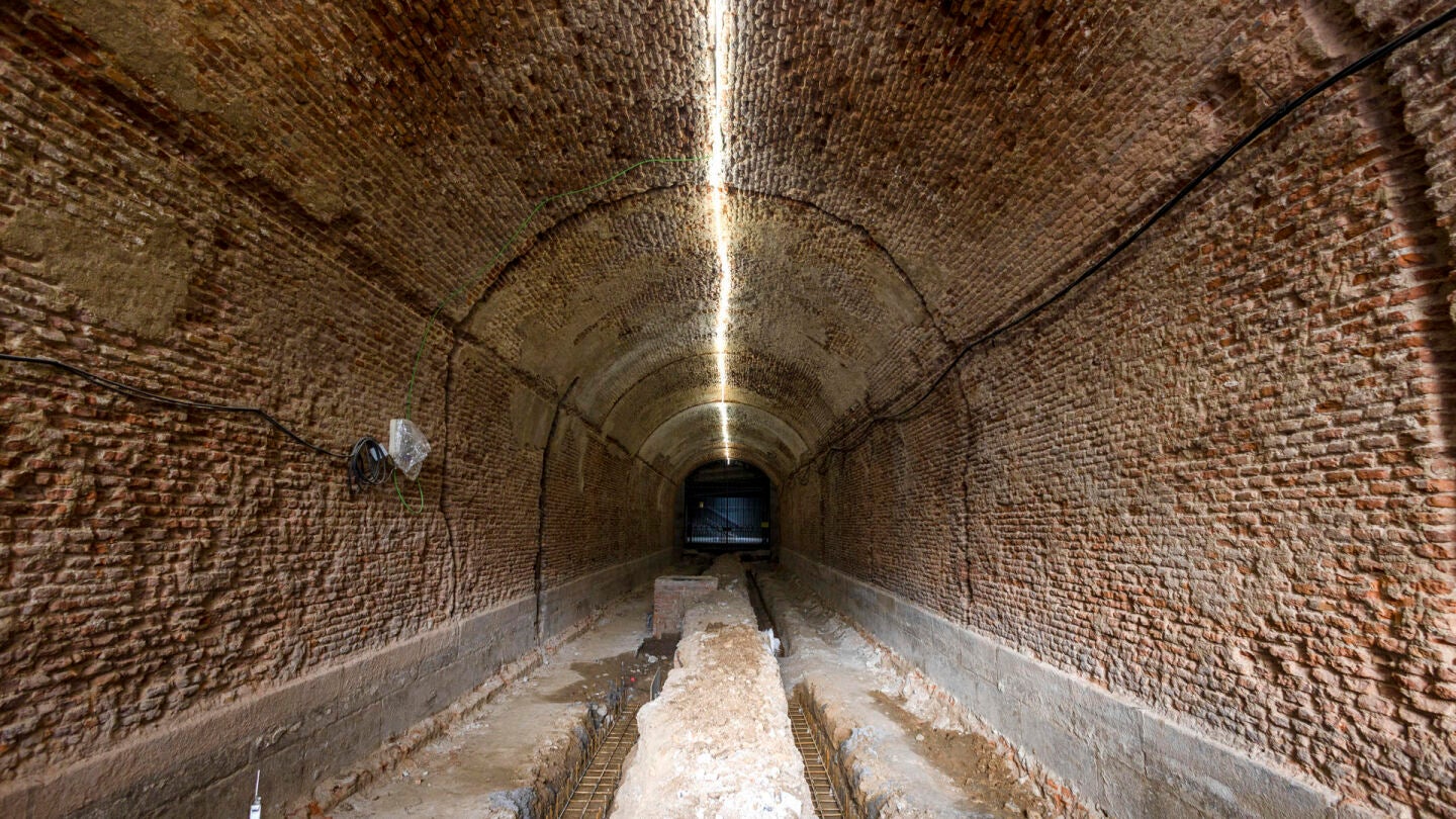 Vista del T&uacute;nel de Villanueva, conocido popularmente como T&uacute;nel de Bonaparte, que une el Palacio Real con la Casa de Campo, en una imagen de archivo