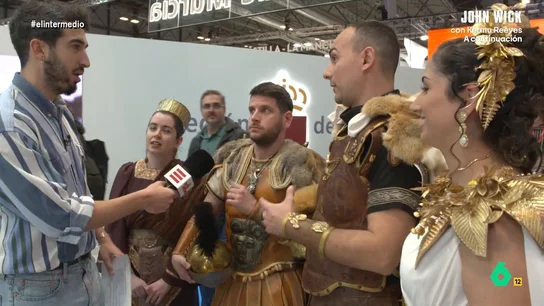 Isma Juárez descubre un "salseo púnico" en FITUR: "No había tele en aquella época" El reportero se ha desplazado hasta IFEMA donde se celebra la feria de turismo para conocer las últimas novedades en el ámbito de los viajes.