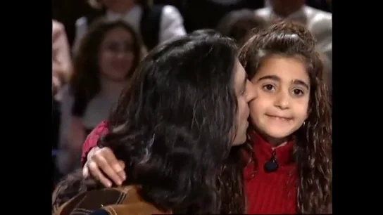 "Nunca sobran artistas cuando hay felicidad": confesó Alba, mirando a su padre, Antonio Flores, en un programa de Nieves Herrero "Nunca sobran artistas cuando hay felicidad": confesó Alba, mirando a su padre, Antonio Flores, en un programa de Nieves Herrero