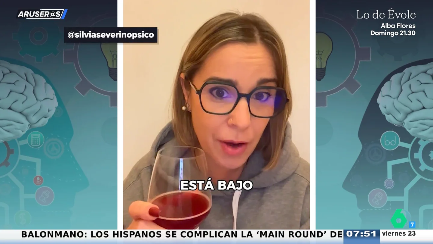 Una psicóloga compara volver a quedar con tu ex con emborracharse: "Al principio hay euforia, luego resaca" Una psicóloga compara volver a quedar con tu ex con emborracharse: "Al principio hay euforia, luego resaca"