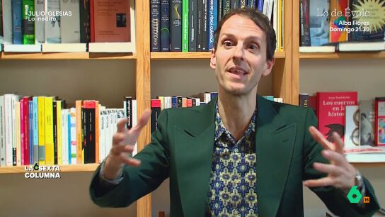 Siempre se contaba que Julio Iglesias era una figura muy prometedora en el Real Madrid, pero que un accidente de coche hizo que tuviera que colgar las botas y comenzara a cantar. Pero &iquest;qu&eacute; hay de cierto en esta historia?