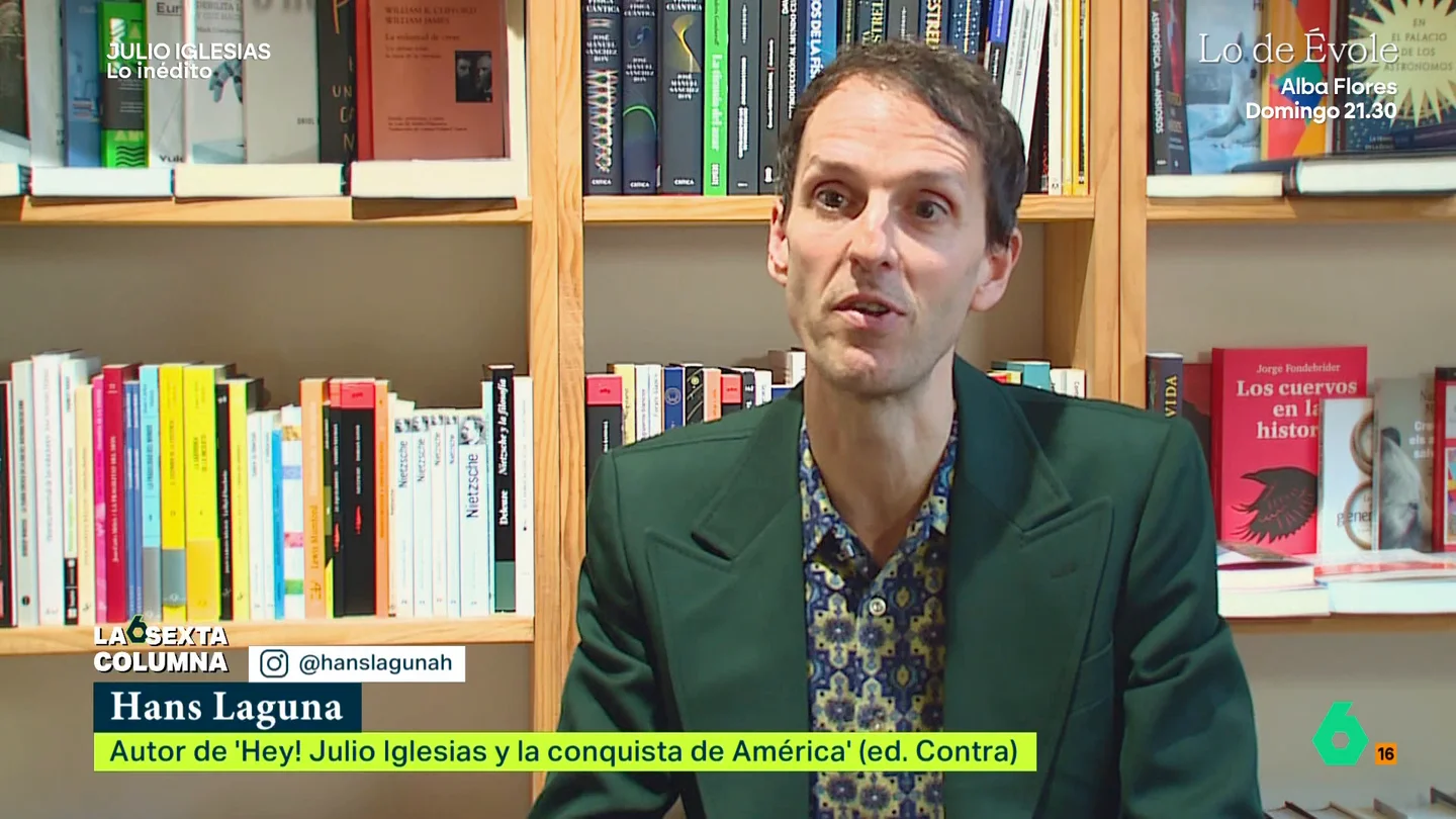 Hans Laguna señala que Julio Iglesias se hizo panameño "por razones fiscales": "Abandera el ser español, pero tributa fuera" El artista consiguió, gracias a las gestiones del general Torrijos, la ciudadanía panameña. Su mánager, Alfredo Fraile, llegó a reconocer que "siempre han hecho lo que les ha convenido a nivel fiscal".