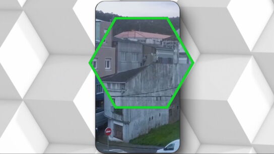 El pederasta V&aacute;zquez Pati&ntilde;o huyendo de la Polic&iacute;a antes de su detenci&oacute;n. 