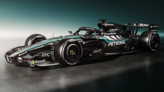 El Mercedes W17 El Mercedes W17