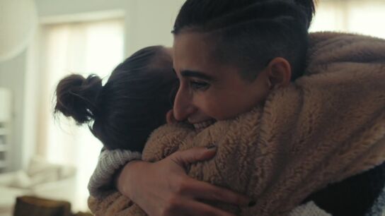 Jordi Évole presenta, por fin, a Carla Simón y Alba Flores: "Tienen tanto en común tu peli y la mía... fue muy fuerte ver tu docu" 