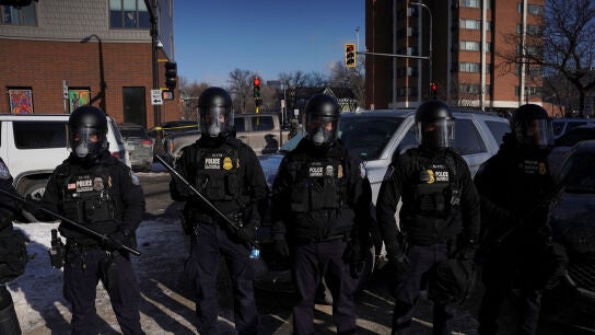Agentes federales de EEUU en Minneapolis