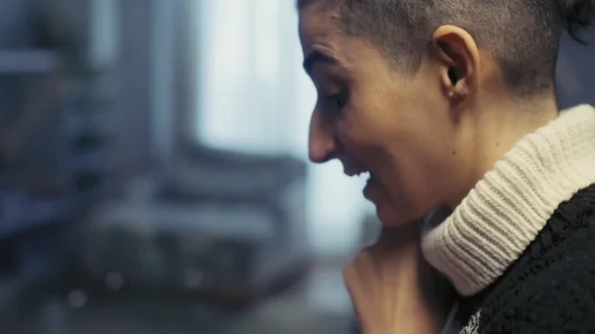 Alba Flores reconoce que le hubiera gustado que su familia fuera "más combativa" contra el régimen franquista, pero justifica a Lola Flores Alba Flores reconoce que le hubiera gustado que su familia fuera "más combativa" contra el régimen franquista, pero justifica a Lola Flores