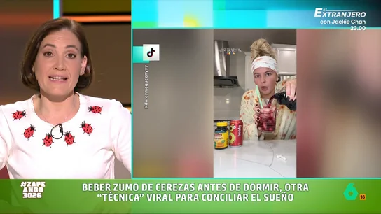 Boticaria García desvela qué trucos para dormir funcionan mejor: del barajado cognitivo al zumo de cereza Frente a las dificultades para dormir bien por el invierno, Boticaria García analiza en este vídeo algunos trucos contra el insomnio que se han convertido en virales, entre ellos el movimiento de ojos o pensar en imágenes inconexas.