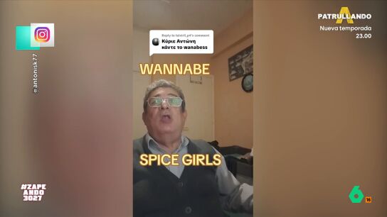 El hombre apuesta por el primer single del grupo brit&aacute;nico, 'Wannabe'. Tras ver las im&aacute;genes, Mar&iacute;a G&oacute;mez no duda en bautizarle como "la Spice arr&iacute;tmica". Descubre c&oacute;mo canta la canci&oacute;n en el v&iacute;deo principal. 