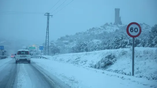 Vista de la carretera a la altura de Torrelodones, Madrid. Vista de la carretera a la altura de Torrelodones, Madrid.
