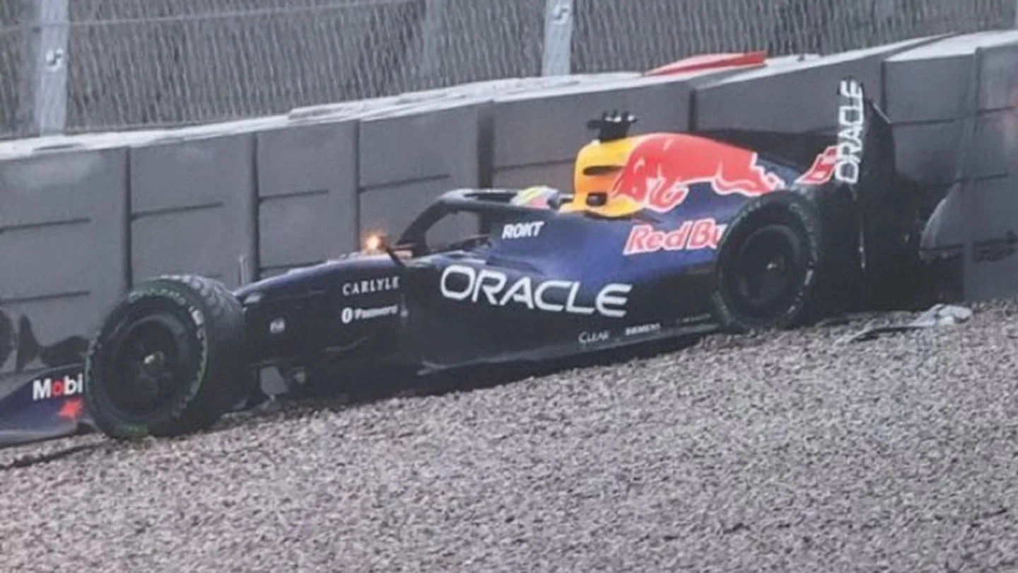 El RB22, contra las protecciones del Circuit El RB22, contra las protecciones del Circuit