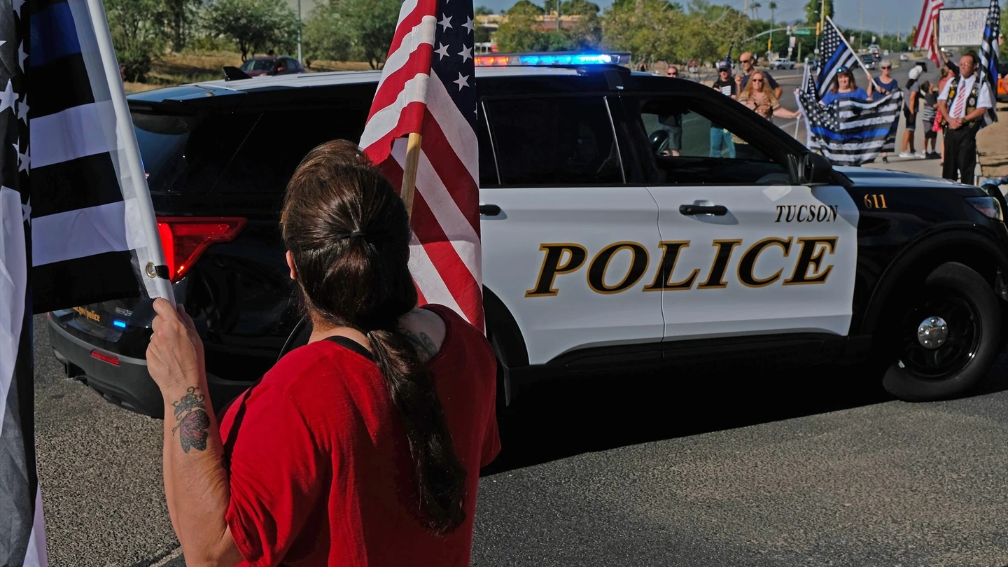 Imagen de un coche de policía de Tucson Imagen de un coche de policía de Tucson