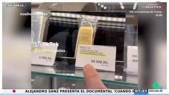 Una cadena de supermercados vende lingotes de oro por 68.500 euros: "En el mismo sitio en el que te encuentras perritos con bebida a 1,50" Una cadena de supermercados vende lingotes de oro por 68.500 euros: "En el mismo sitio en el que te encuentras perritos con bebida a 1,50"