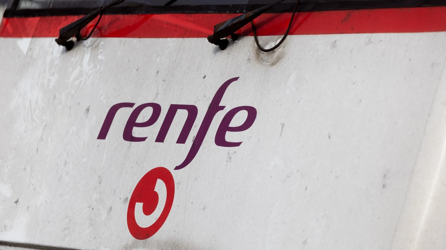 Imagen de archivo de un tren de Renfe Imagen de archivo de un tren de Renfe