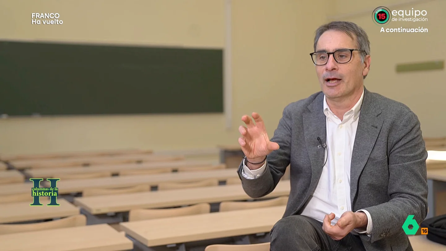 Gutmaro Gómez Bravo, tajante sobre el mito de la seguridad durante el franquismo: "Es radicalmente falso" La dictadura consiguió vender que España era un país sin delincuencia, un mito que ha calado. Muchos jóvenes defienden hoy en día que, por ejemplo, en esa época se podía dejar la puerta de casa abierta. Pero ¿qué hay de cierto?