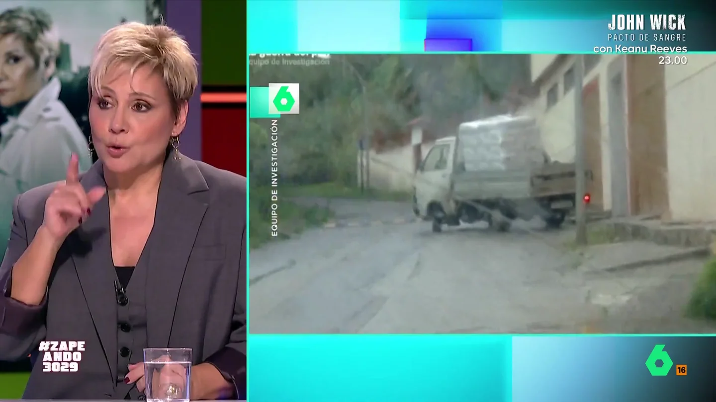 "Acabé grabando de rodillas detrás de un seto": Glòria Serra revive el "peligroso" reportaje de 'Los Mercheros' en 'Equipo de Investigación' "Acabé grabando de rodillas detrás de un seto": Glòria Serra revive el "peligroso" reportaje de 'Los Mercheros' en 'Equipo de Investigación'
