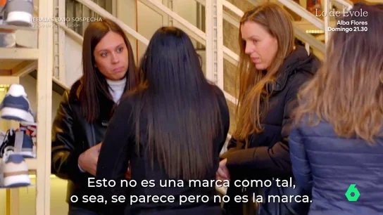 Una trabajadora reconoce que en su tienda se venden imitaciones: "Jamás hemos tenido un reclamo" Una trabajadora reconoce que en su tienda se venden imitaciones: "Jamás hemos tenido un reclamo"