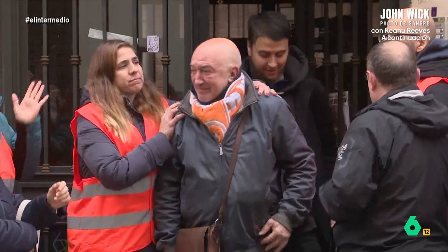 Los vecinos de Mariano, al que la Orden de San Francisco de Asís quiere desahuciar tras 67 años en su casa: "Deberían ser más caritativos" Los vecinos de Mariano, al que la Orden de San Francisco de Asís quiere desahuciar tras 67 años en su casa: "Deberían ser más caritativos"