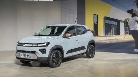 Dacia prepara el desembarco de un nuevo coche pequeño 'made in Europe' por menos de 18.000 euros Dacia prepara el desembarco de un nuevo coche pequeño 'made in Europe' por menos de 18.000 euros