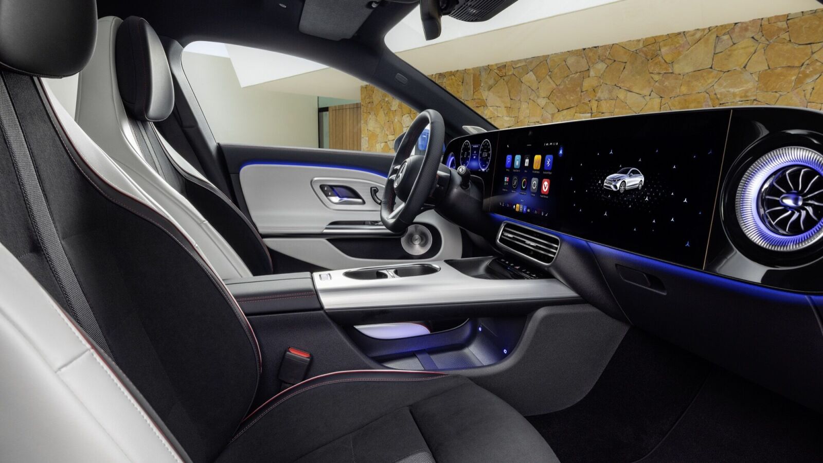 El Mercedes-Benz CLA, Coche del Año 2026 en Europa, y la marca registrada heredada de un extraño prototipo