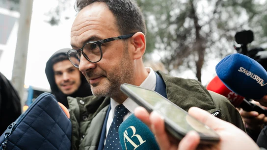 El secretario de Estado de Telecomunicaciones e Infraestructuras Digitales, Antonio Hernando, a su llegada a los juzgados de Plaza de Castilla, a 2 de febrero de 2026, en Madrid (España). El secretario de Estado de Telecomunicaciones e Infraestructuras Digitales, Antonio Hernando, a su llegada a los juzgados de Plaza de Castilla, a 2 de febrero de 2026, en Madrid (España).