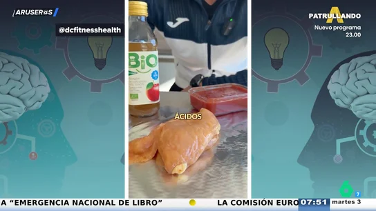 Un nutricionista advierte de los peligros del papel de aluminio: "No es una intoxicación inmediata, pero importa a largo plazo" Un nutricionista advierte de los peligros del papel de aluminio: "No es una intoxicación inmediata, pero importa a largo plazo"