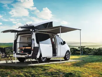 Hyundai ha creado el mestizaje ideal entre un monovolumen y una camper, además, 100% eléctrico Hyundai ha creado el mestizaje ideal entre un monovolumen y una camper, además, 100% eléctrico