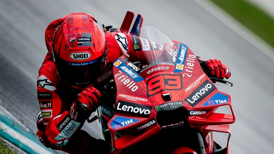 Marc Márquez vuelve por todo lo alto: el más rápido en Sepang 120 días después Marc Márquez vuelve por todo lo alto: el más rápido en Sepang 120 días después