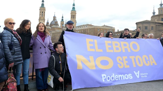 La candidata de Podemos en Aragón, María Goikoetxea, junto a Ione Belarra en un acto electoral en Zaragoza La candidata de Podemos en Aragón, María Goikoetxea, junto a Ione Belarra en un acto electoral en Zaragoza