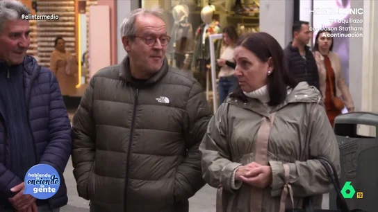 Una mujer, tras la defensa de Ayuso a su novio: ¿Y a mí quién me defiende?, ¡que me defienda ella!" Una mujer, tras la defensa de Ayuso a su novio: ¿Y a mí quién me defiende?"